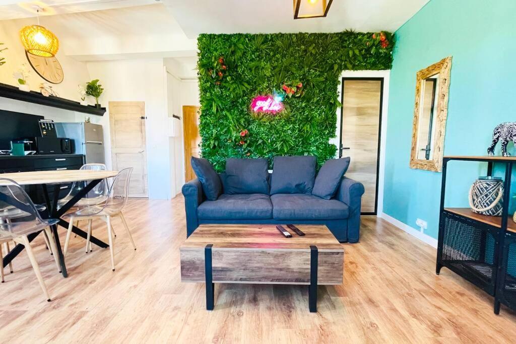 Jungle Room ル・ムイ エクステリア 写真